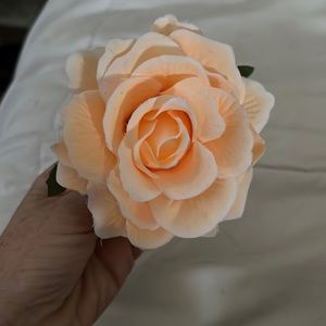 Peach rose hair pin